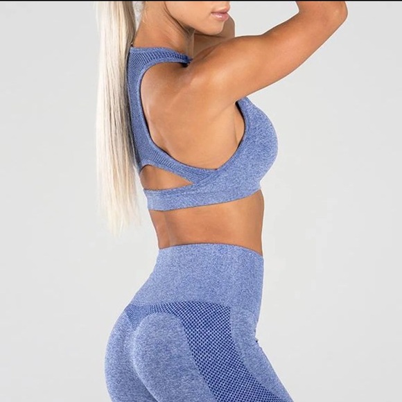 *SOLD* Ryderwear Seamless Sports Bra Small - Picture 3 of 6